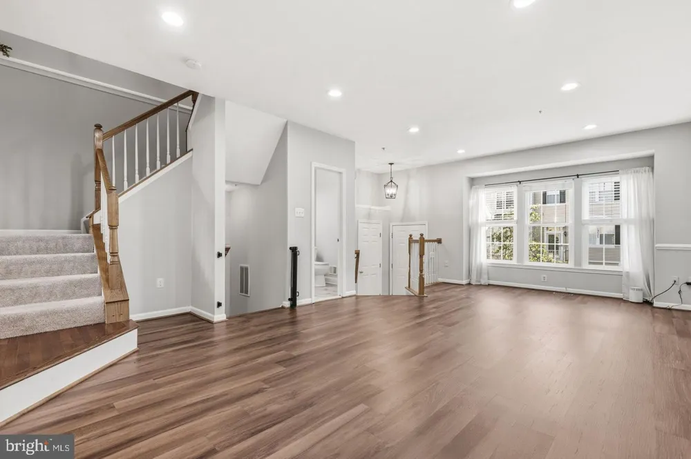 18639 CLOVERCREST CIRCLE Olney, MD 20832