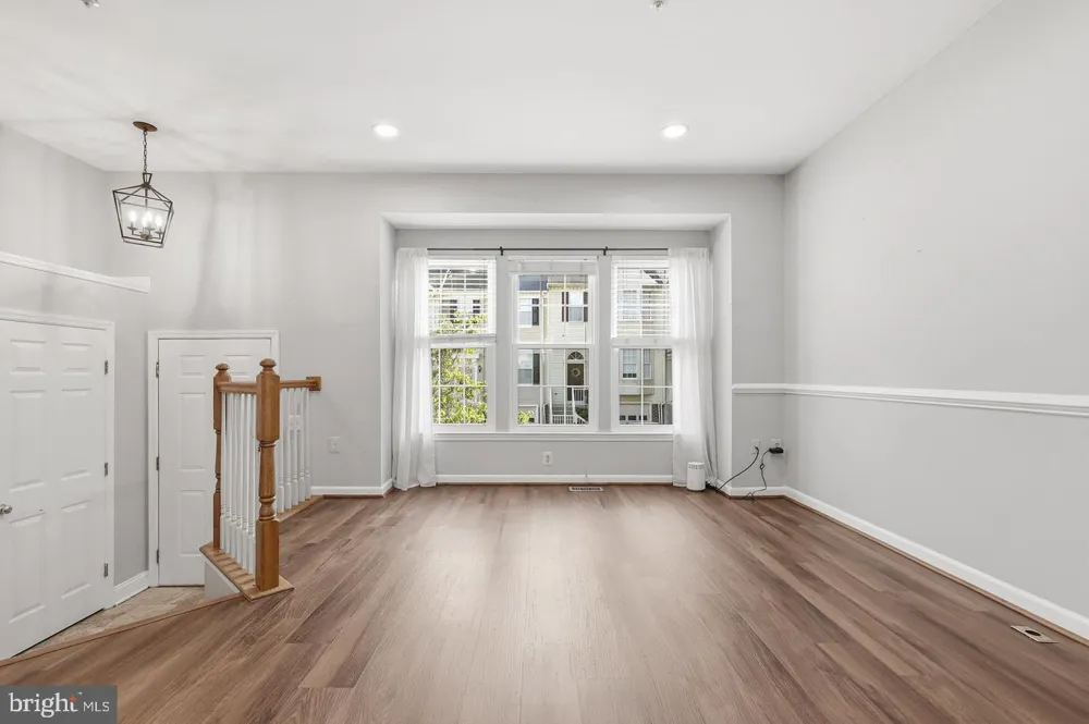 18639 CLOVERCREST CIRCLE Olney, MD 20832