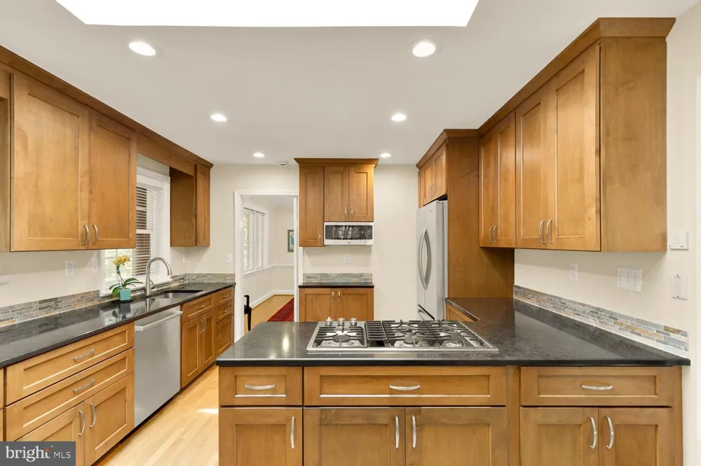 5810 OVERLEA ROAD Bethesda, MD 20816