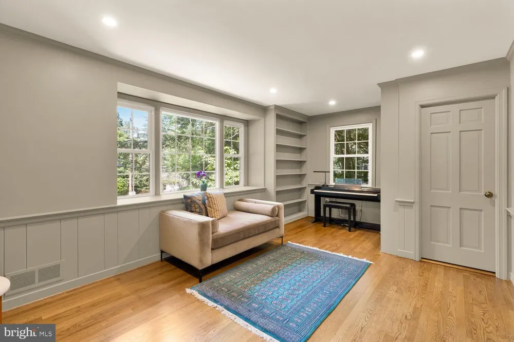 5810 OVERLEA ROAD Bethesda, MD 20816