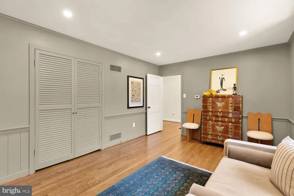 5810 OVERLEA ROAD Bethesda, MD 20816