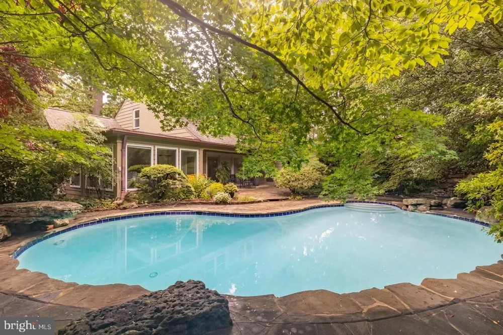 5810 OVERLEA ROAD Bethesda, MD 20816