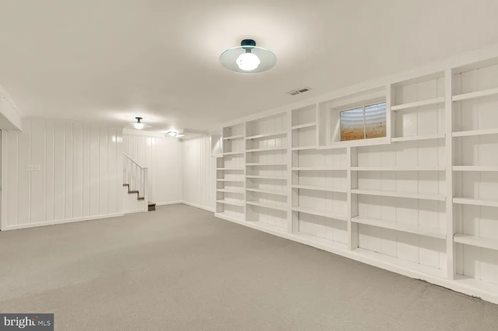5810 OVERLEA ROAD Bethesda, MD 20816