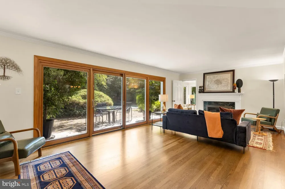5810 OVERLEA ROAD Bethesda, MD 20816