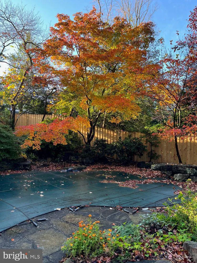 5810 OVERLEA ROAD Bethesda, MD 20816
