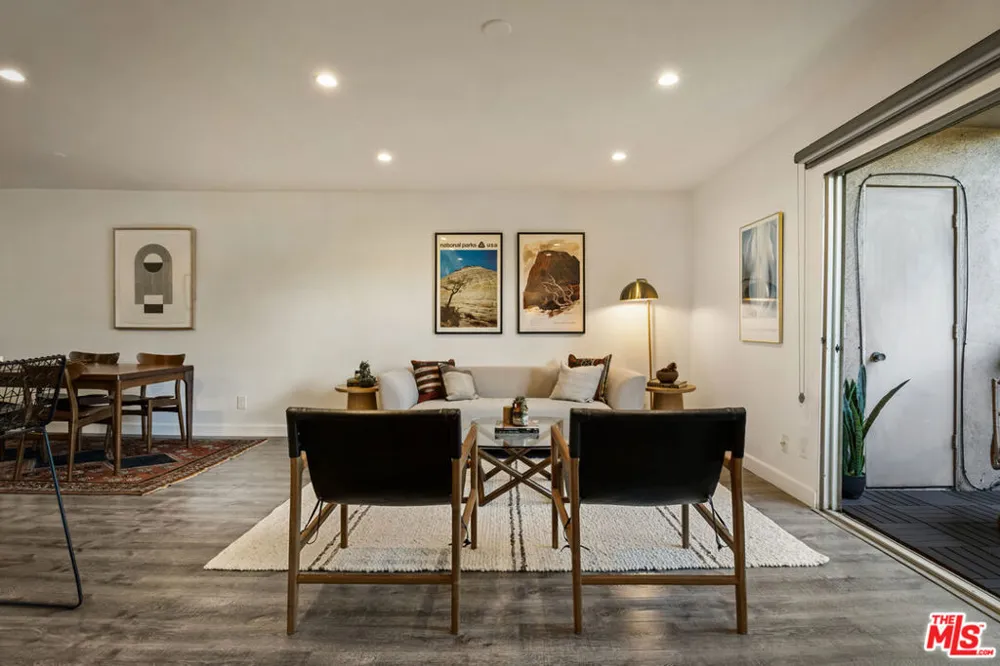 335 Adams Street #222 Glendale, CA 91206