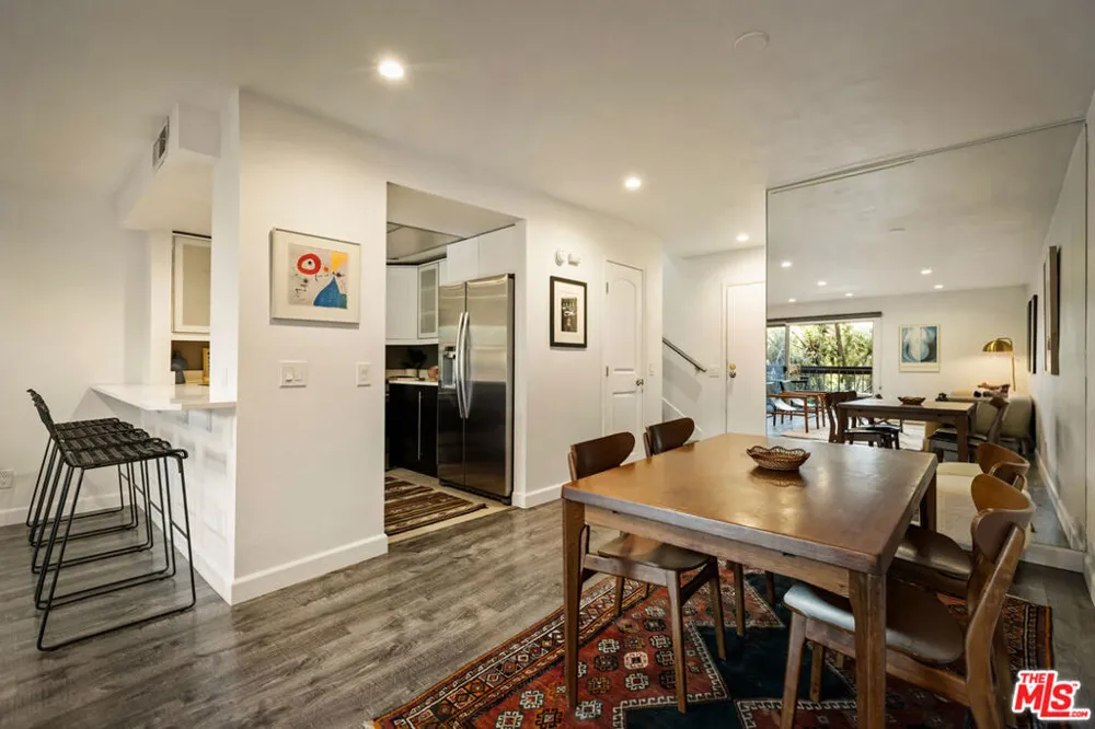 335 Adams Street #222 Glendale, CA 91206