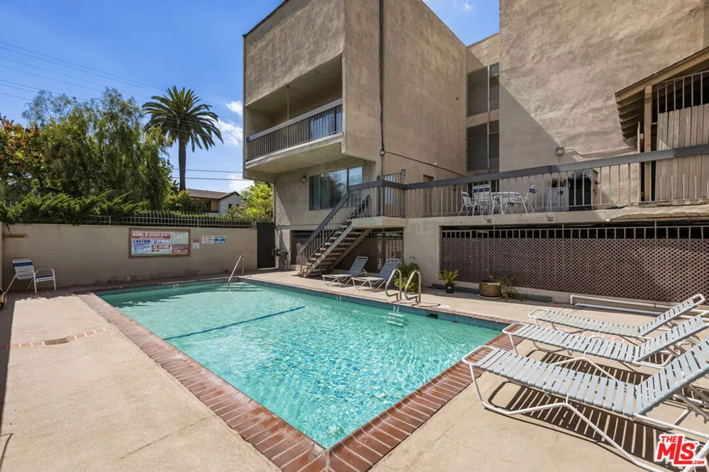 335 Adams Street #222 Glendale, CA 91206