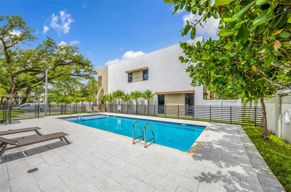 4133 Oak Pl Dania Beach, FL 33314