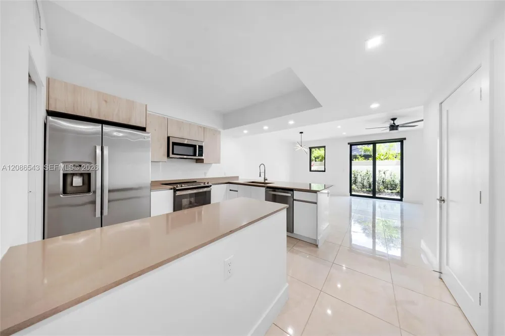 4133 Oak Pl Dania Beach, FL 33314