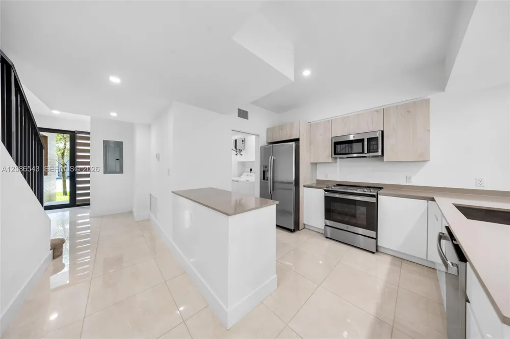 4133 Oak Pl Dania Beach, FL 33314