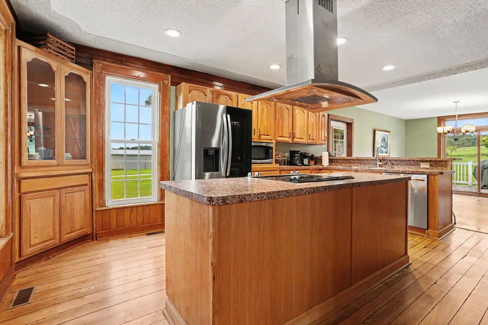 12200 North Avenue Bellevue, MI 49021