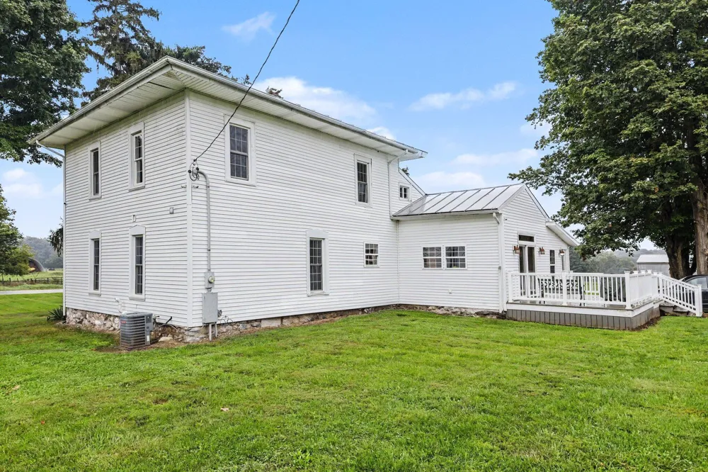 12200 North Avenue Bellevue, MI 49021
