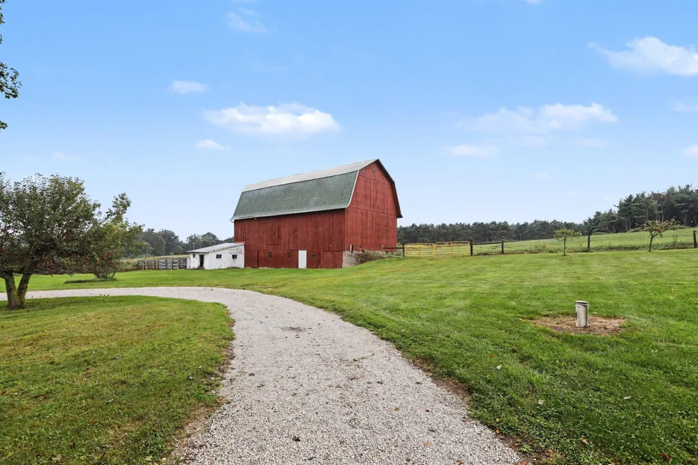 12200 North Avenue Bellevue, MI 49021