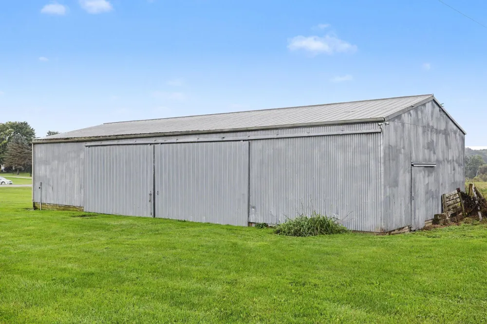 12200 North Avenue Bellevue, MI 49021