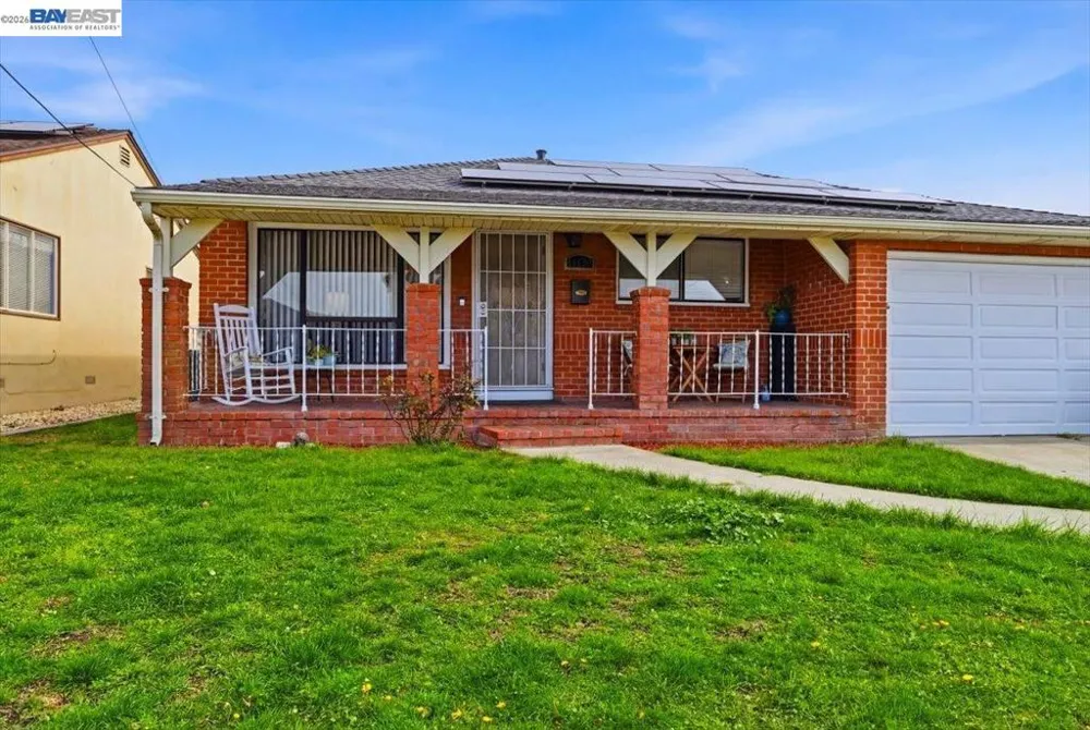 14474 Locust St San Leandro, CA 94579