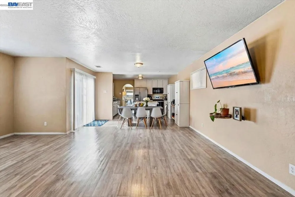 14474 Locust St San Leandro, CA 94579