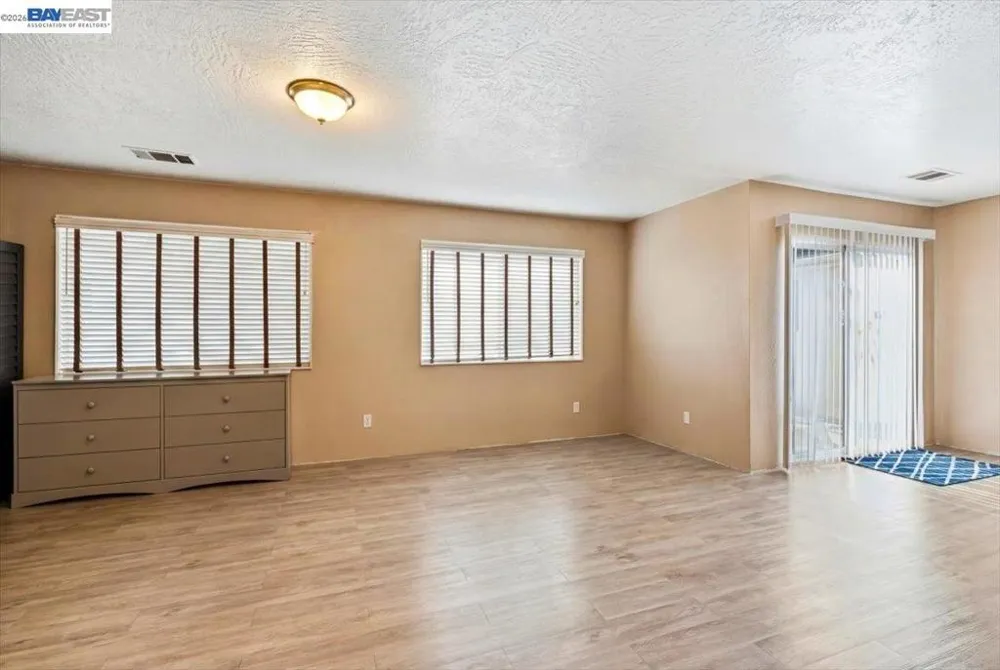 14474 Locust St San Leandro, CA 94579
