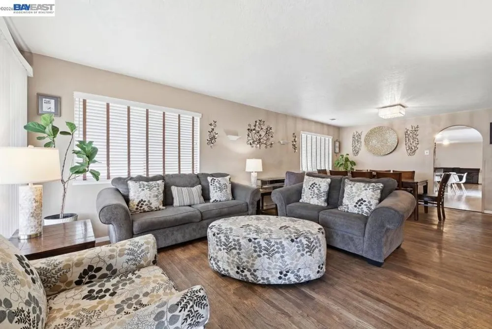 14474 Locust St San Leandro, CA 94579