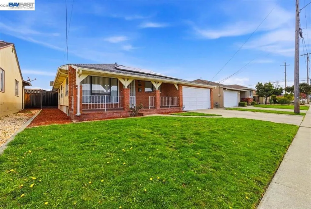 14474 Locust St San Leandro, CA 94579