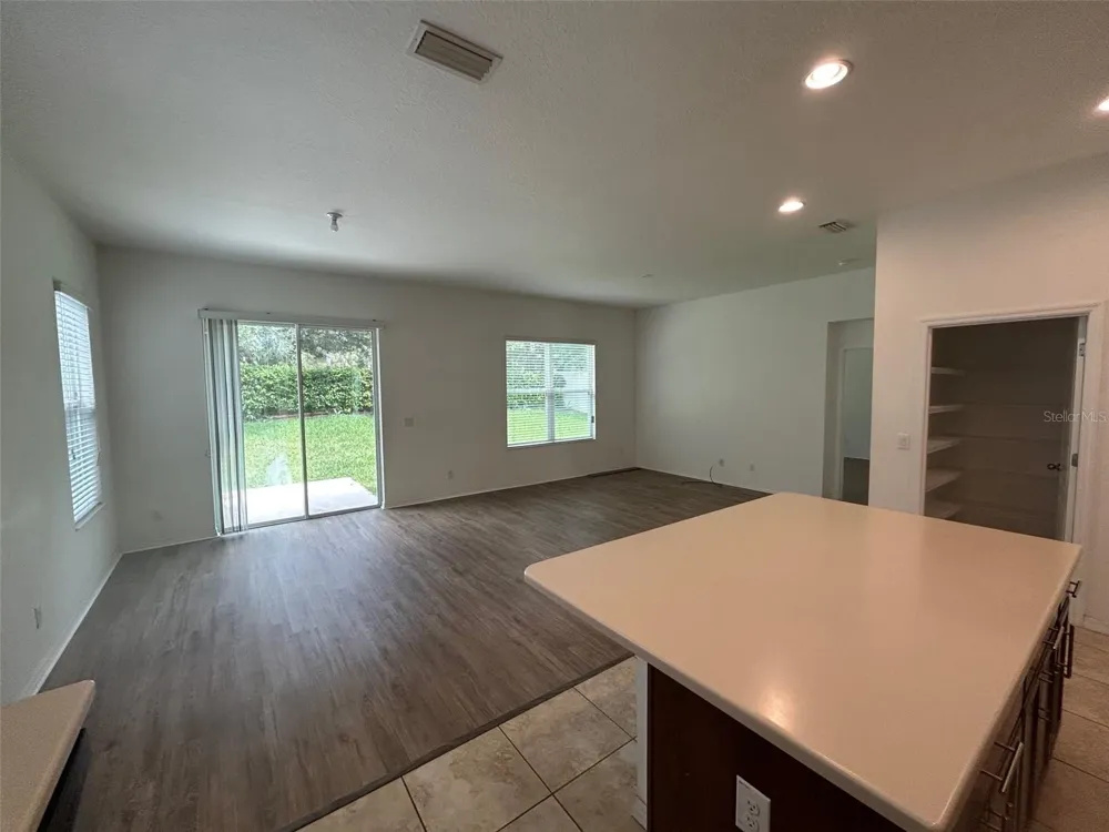 913 BERRY LEAF COURT Apopka, FL 32703