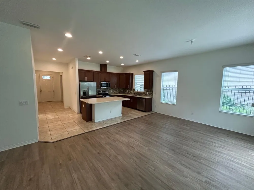913 BERRY LEAF COURT Apopka, FL 32703