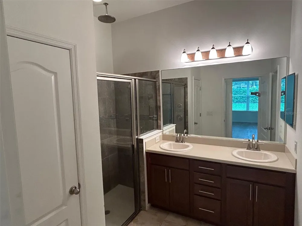 913 BERRY LEAF COURT Apopka, FL 32703