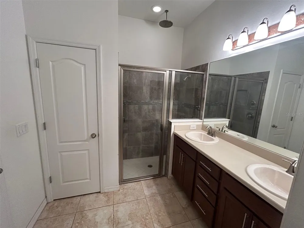 913 BERRY LEAF COURT Apopka, FL 32703