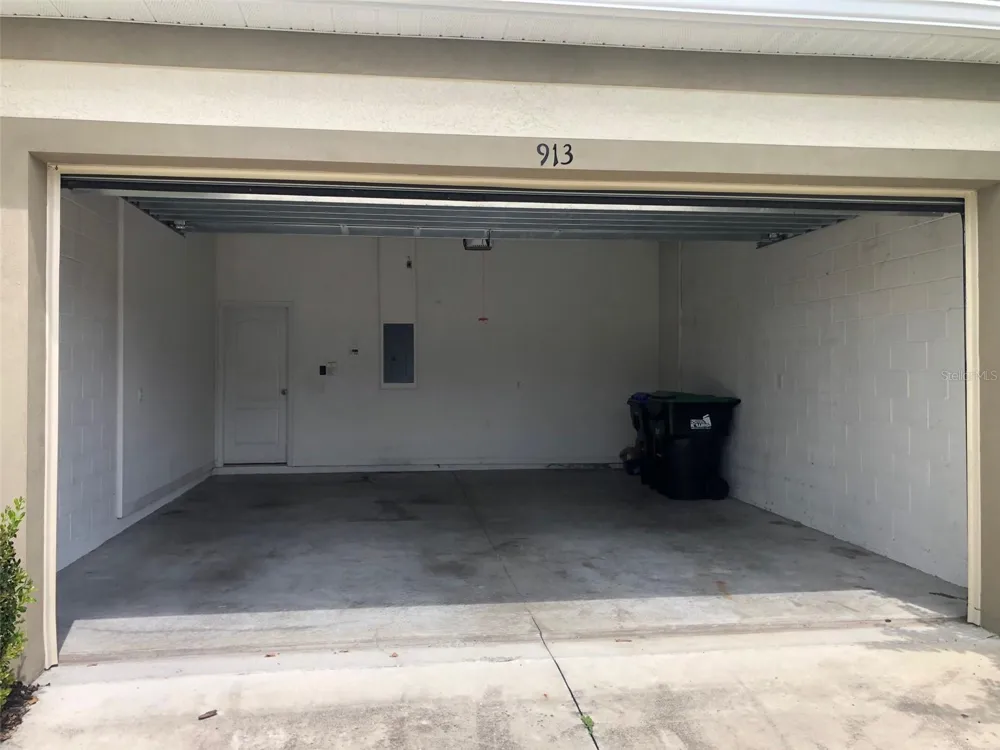 913 BERRY LEAF COURT Apopka, FL 32703