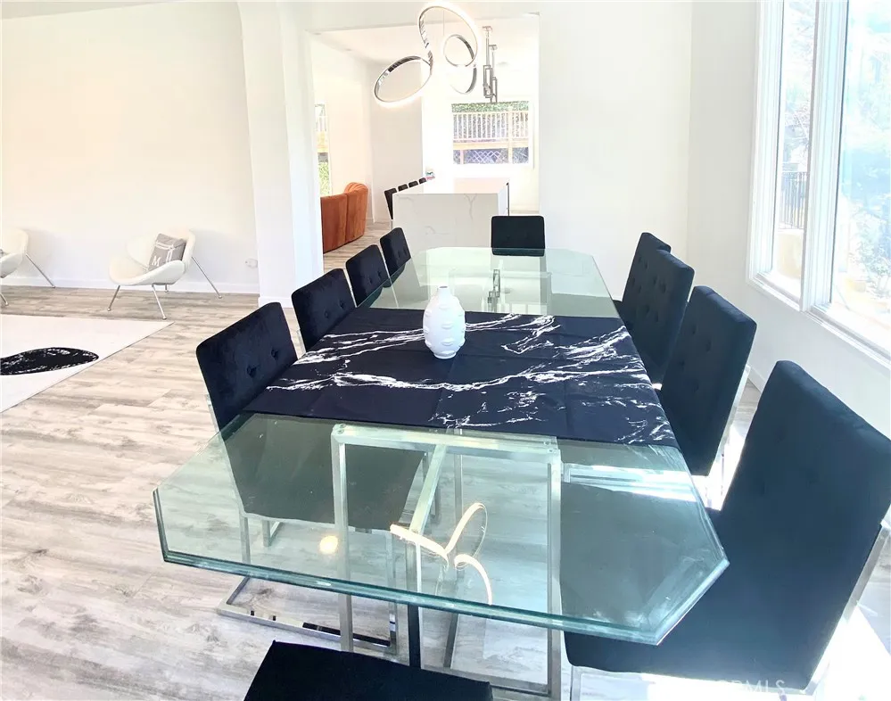 43 Flintlock Lane Bell Canyon, CA 91307