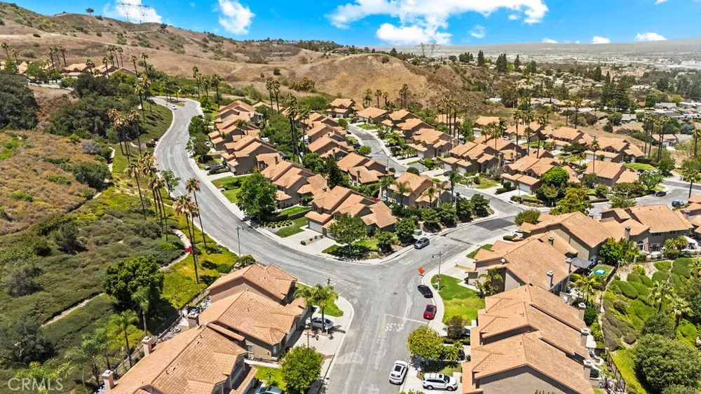 6041 E Queens Drive Anaheim Hills, CA 92807