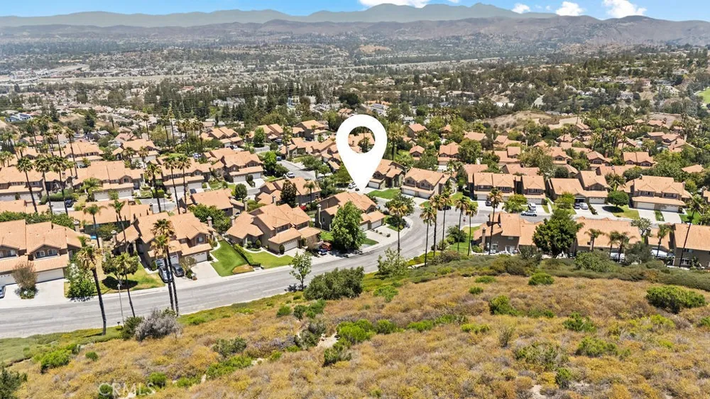 6041 E Queens Drive Anaheim Hills, CA 92807