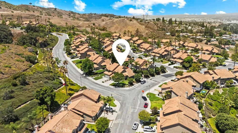 6041 E Queens Drive Anaheim Hills, CA 92807