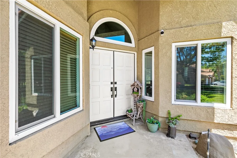 6041 E Queens Drive Anaheim Hills, CA 92807