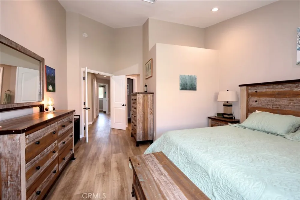 6041 E Queens Drive Anaheim Hills, CA 92807