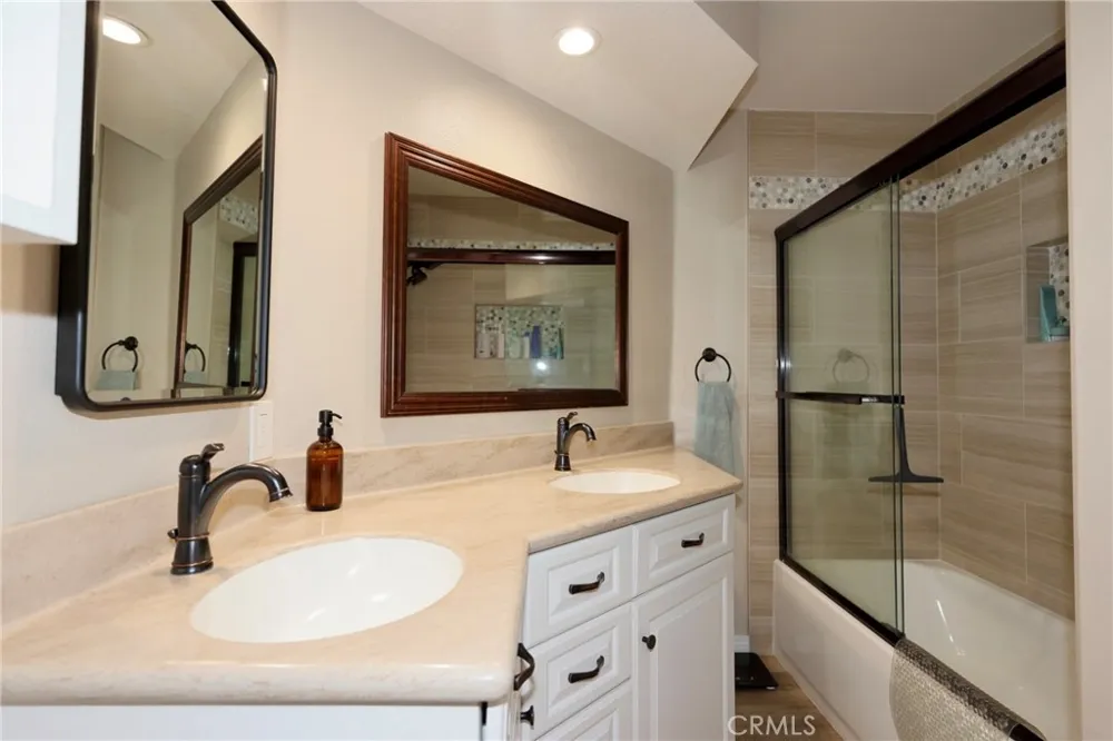 6041 E Queens Drive Anaheim Hills, CA 92807
