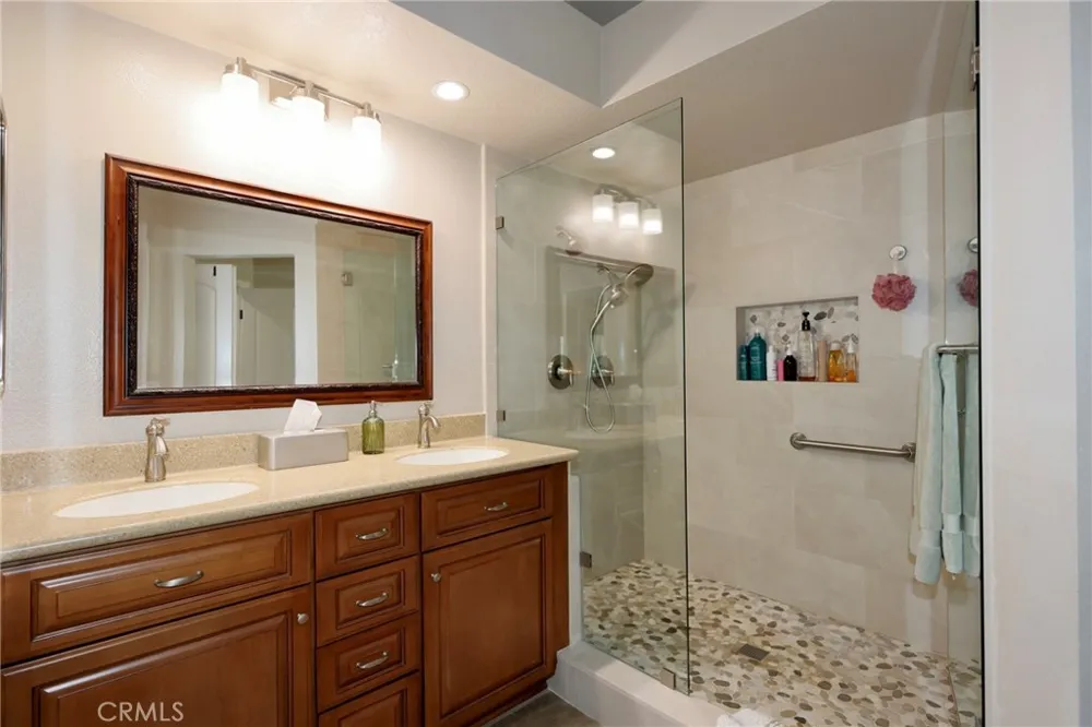 6041 E Queens Drive Anaheim Hills, CA 92807