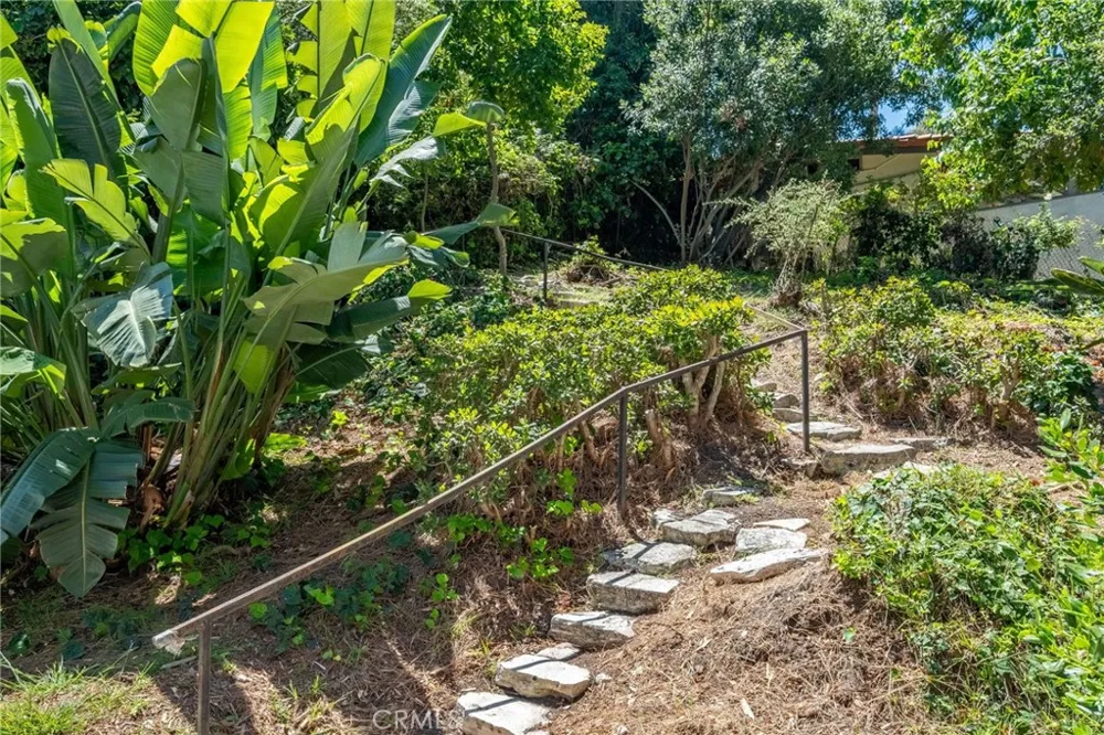 2700 Via Campesina Palos Verdes Estates, CA 90274