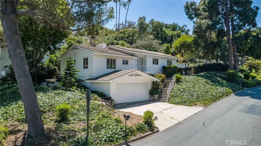 2700 Via Campesina Palos Verdes Estates, CA 90274