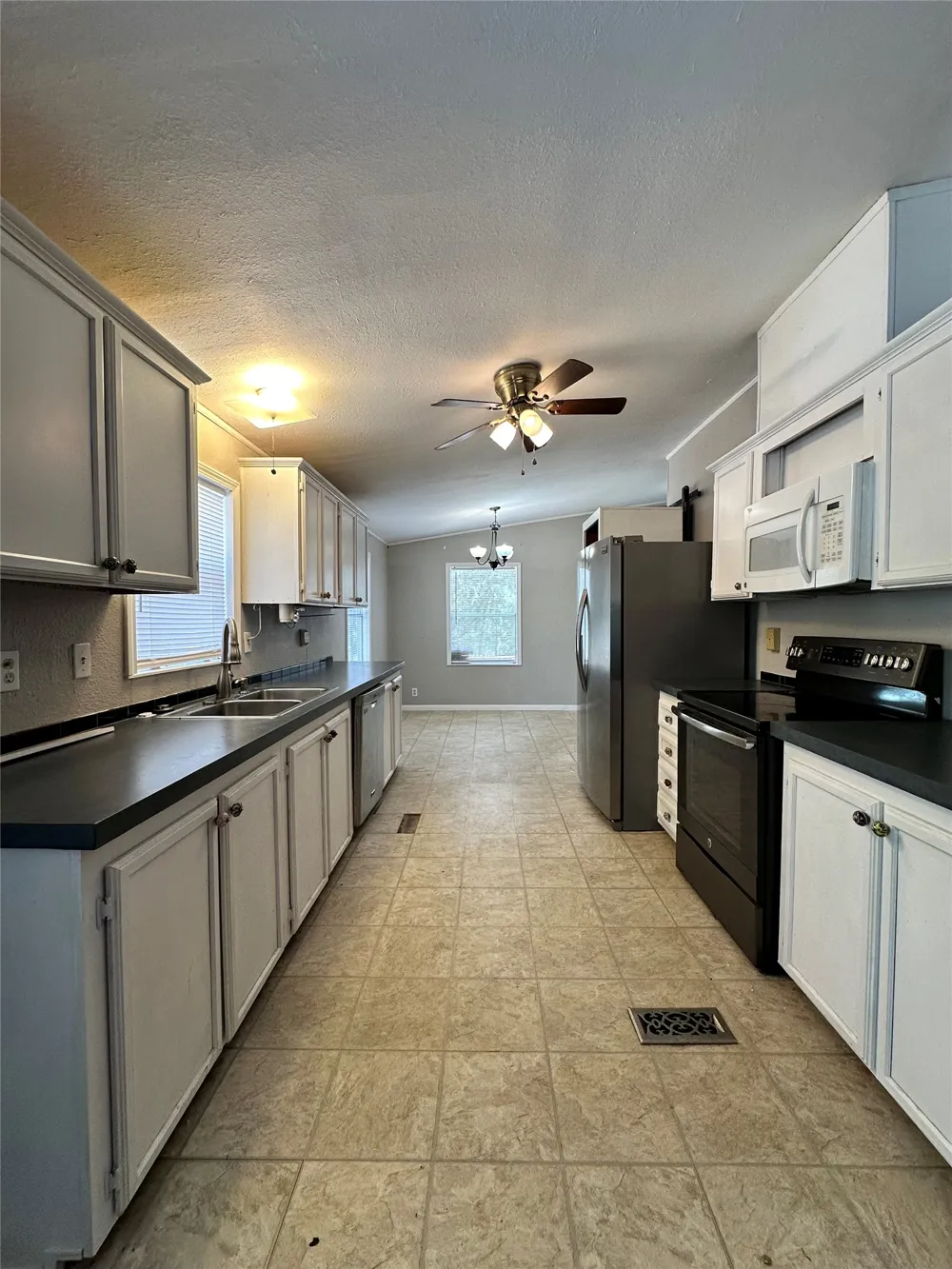 117 Shoshoni Drive Smithville, TX 78957