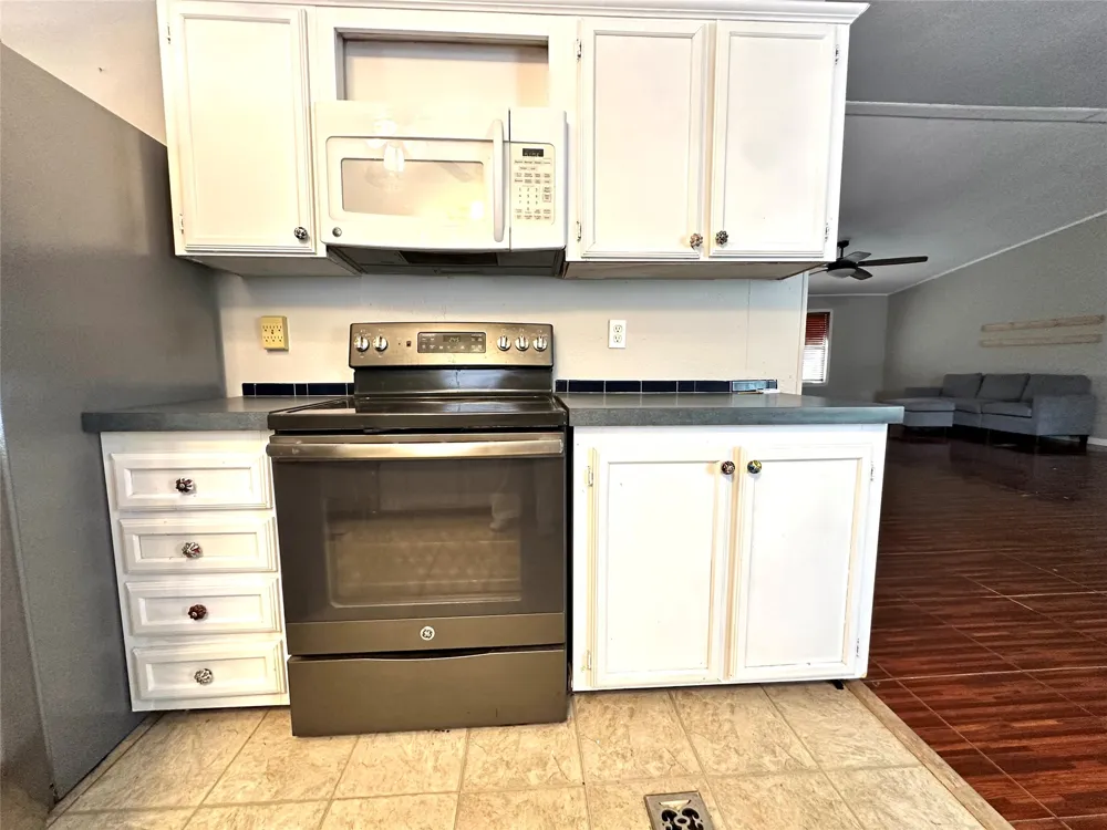 117 Shoshoni Drive Smithville, TX 78957