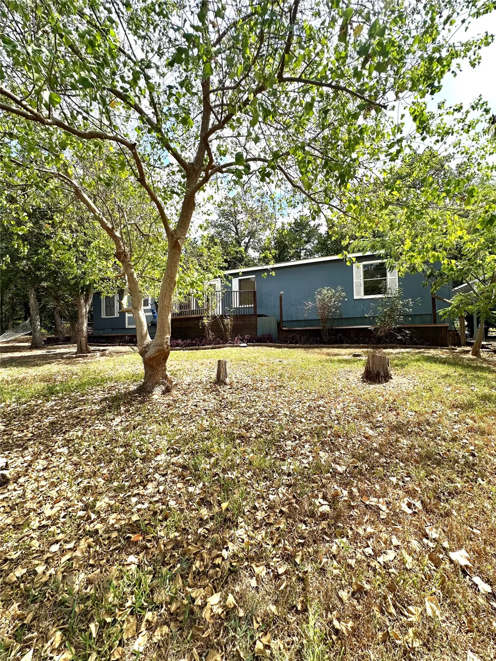 117 Shoshoni Drive Smithville, TX 78957