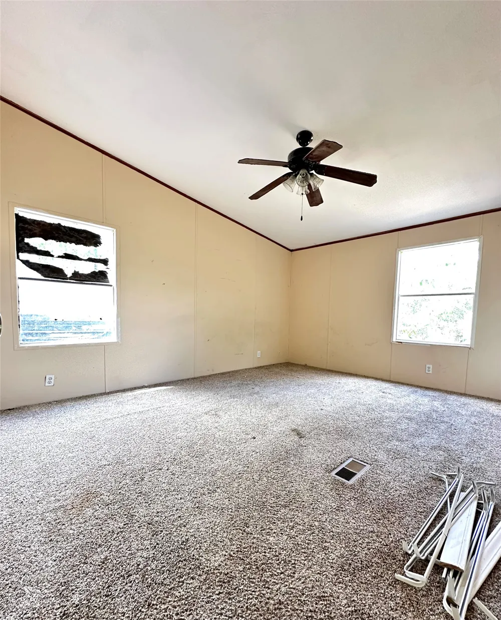 117 Shoshoni Drive Smithville, TX 78957