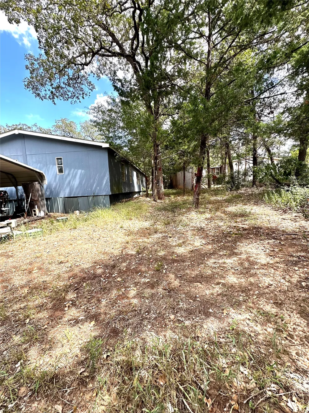 117 Shoshoni Drive Smithville, TX 78957