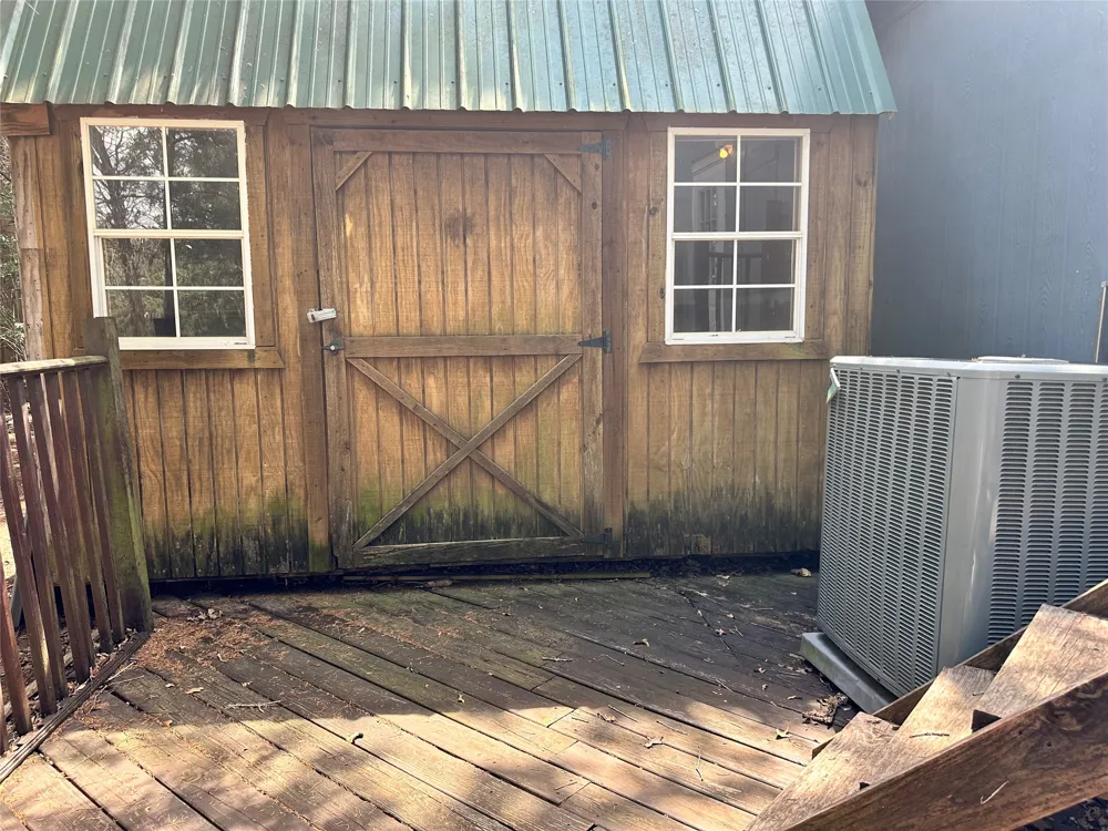 117 Shoshoni Drive Smithville, TX 78957