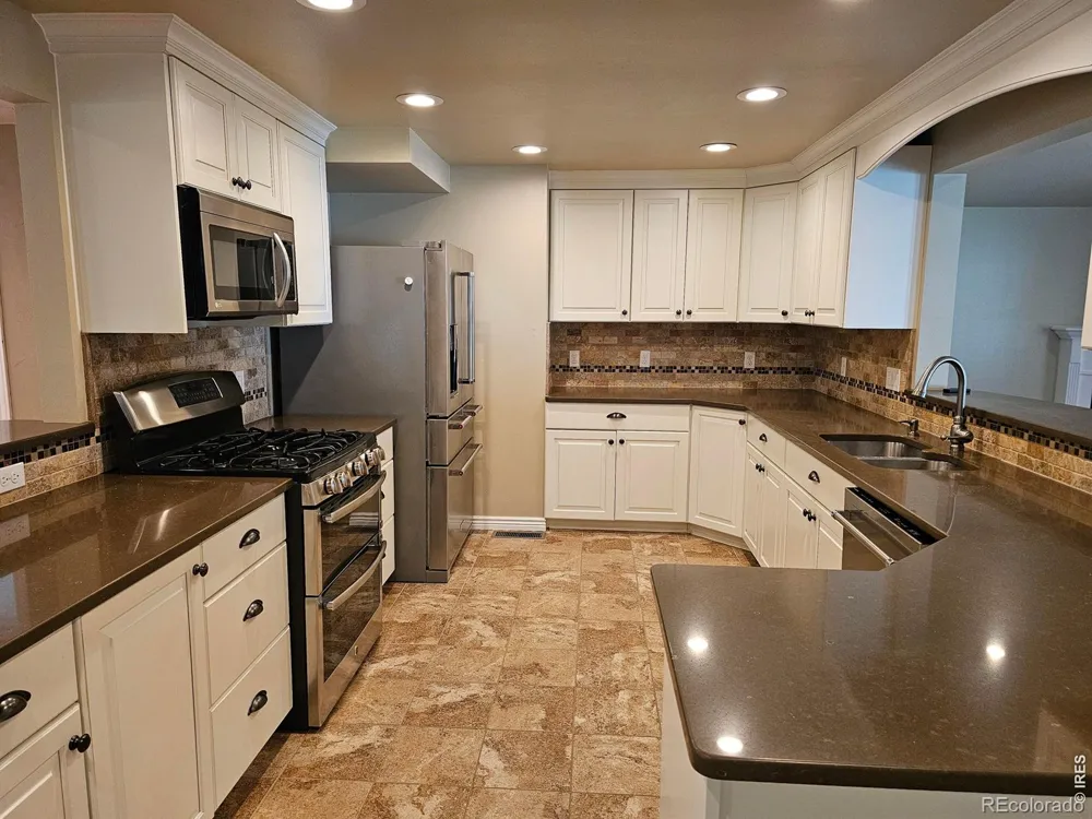 828 Fairhurst Street Sterling, CO 80751