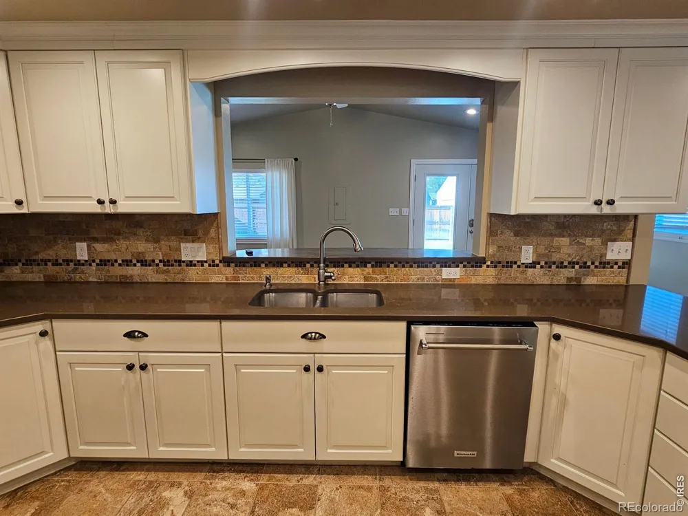 828 Fairhurst Street Sterling, CO 80751