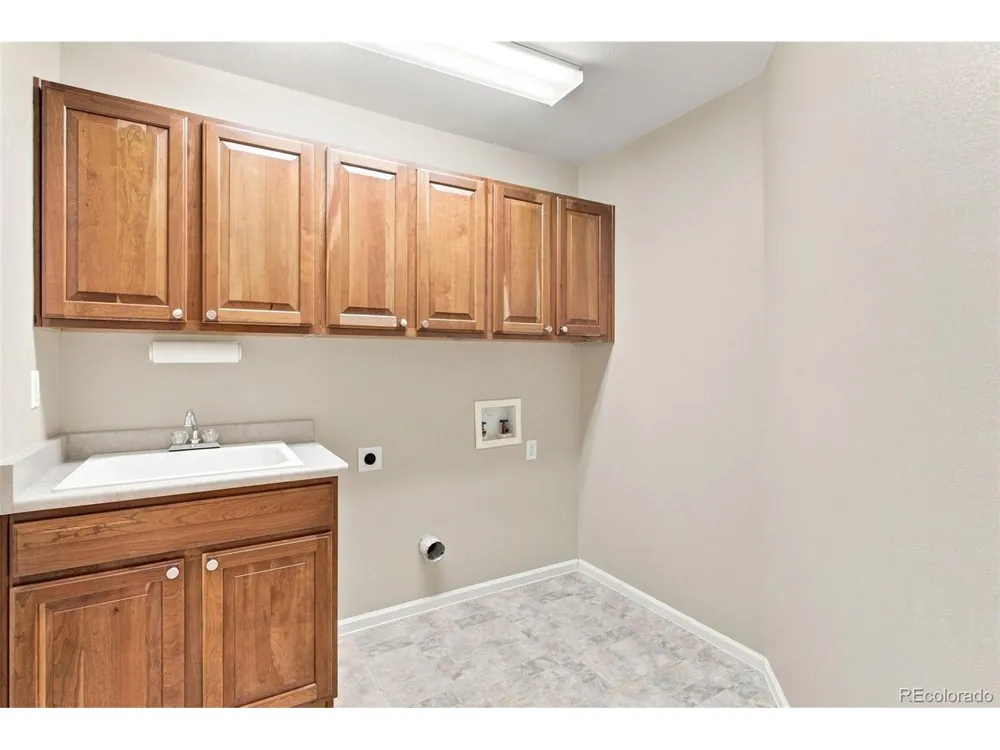 3594 Craftsbury Drive Highlands Ranch, CO 80126