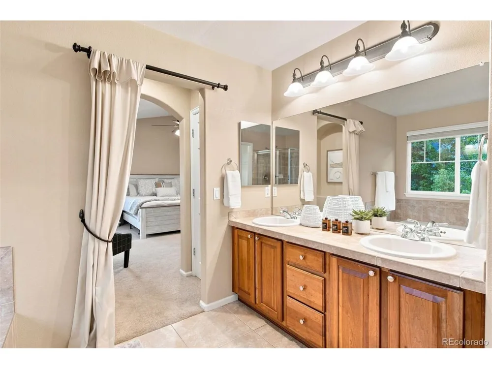 3594 Craftsbury Drive Highlands Ranch, CO 80126