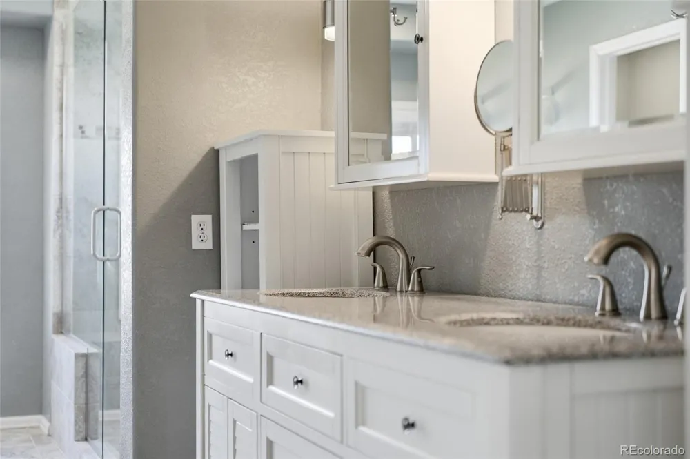 19960 E Belleview Lane Centennial, CO 80015